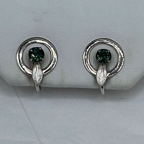 Van Dell vintage sterling silver and glass emerald screw back earrings - Picture 1 of 8
